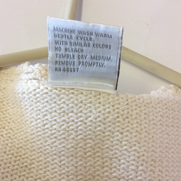 Partners Mervyns Vintage Cream Floral Sweater - Picture 8 of 10